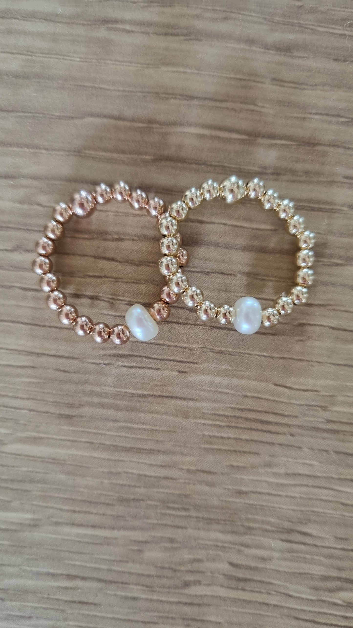 'Freshwater pearl' beaded ring